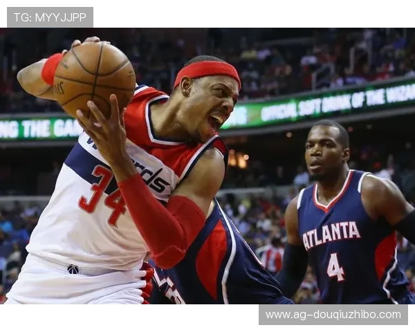NBA斗球在线直播无需下载软件，轻松在线观看全球顶级篮球比赛全场回放